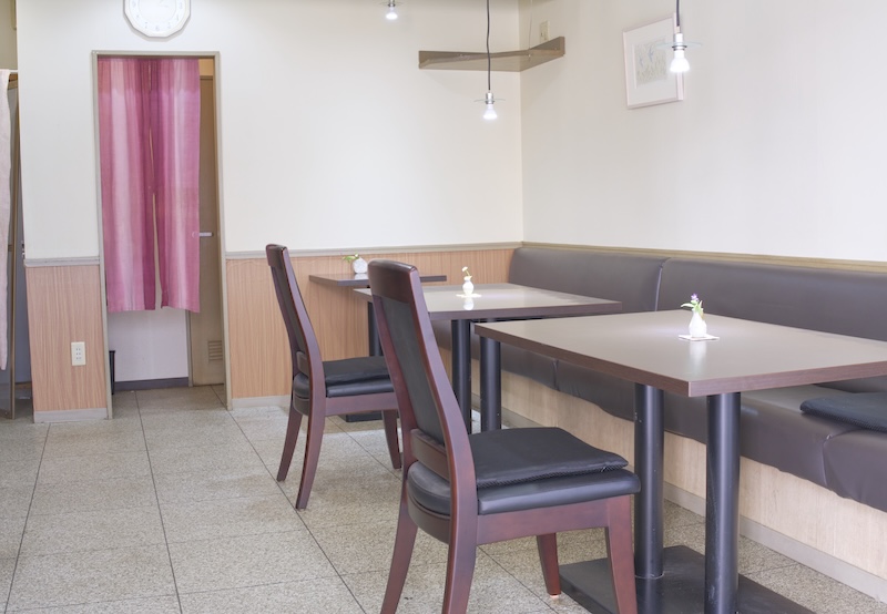 小手指しみずの店内の写真